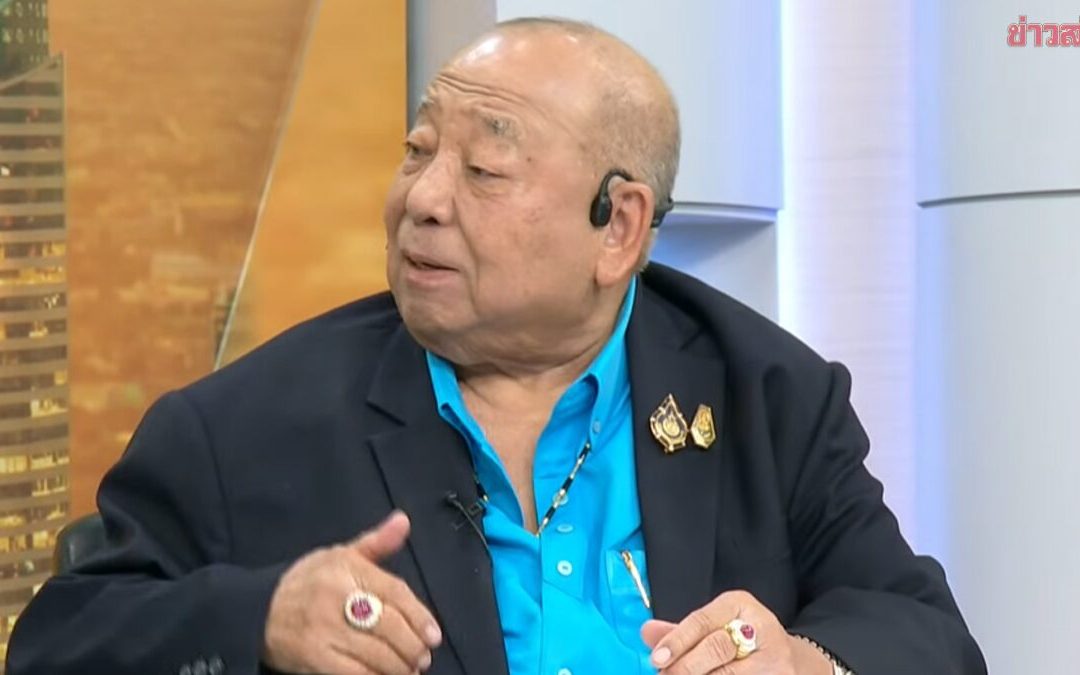 ‘พนัส ไทยล้วน’ สวนดราม่า ‘เงินกู’ ทำปฏิทิน-เสื้อแจกวันแรงงาน ยันไม่ได้แค้น แค่เสียดายแทนผู้ประกันตน